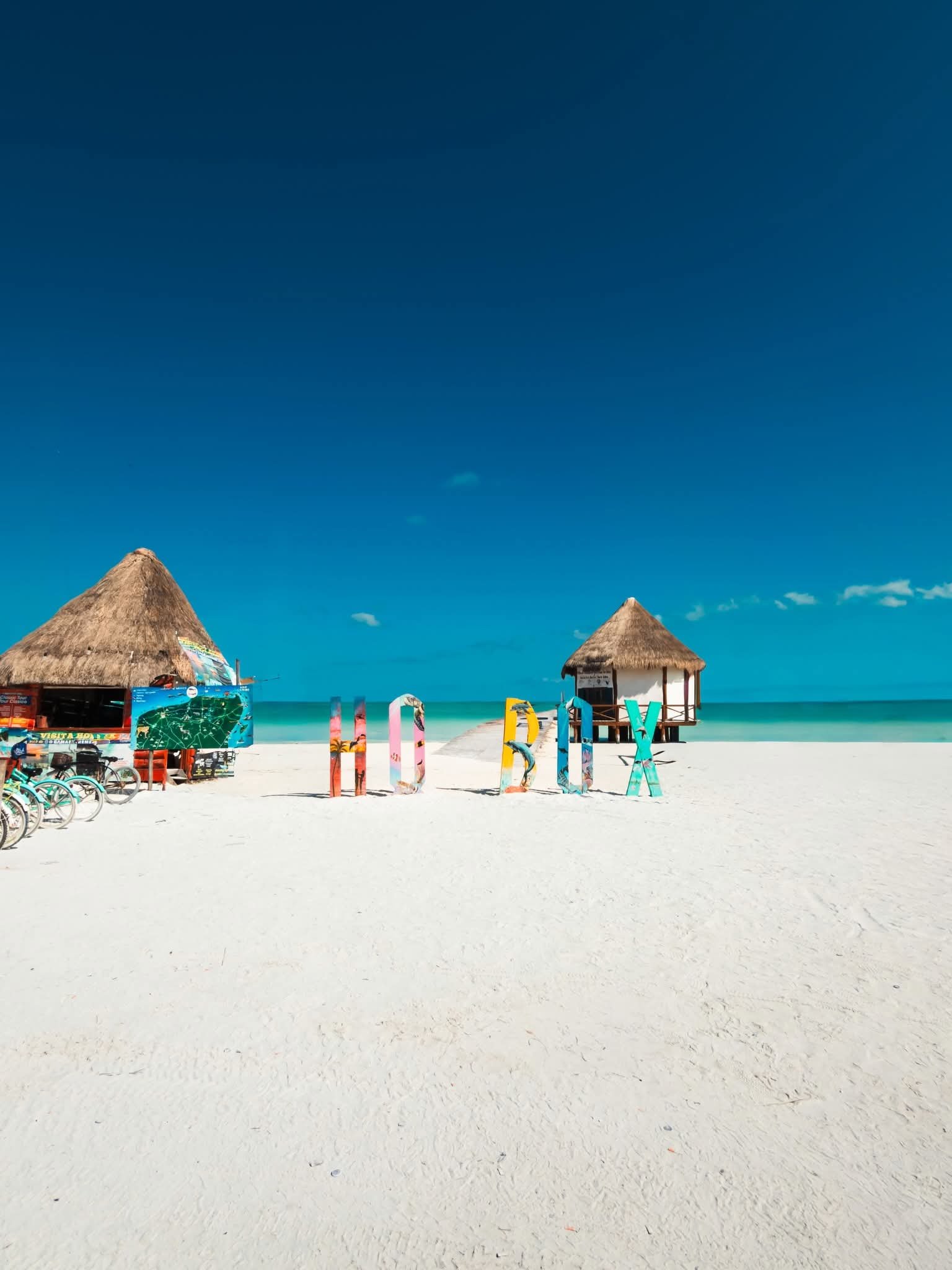 Letras Monumentales de Isla Holbox